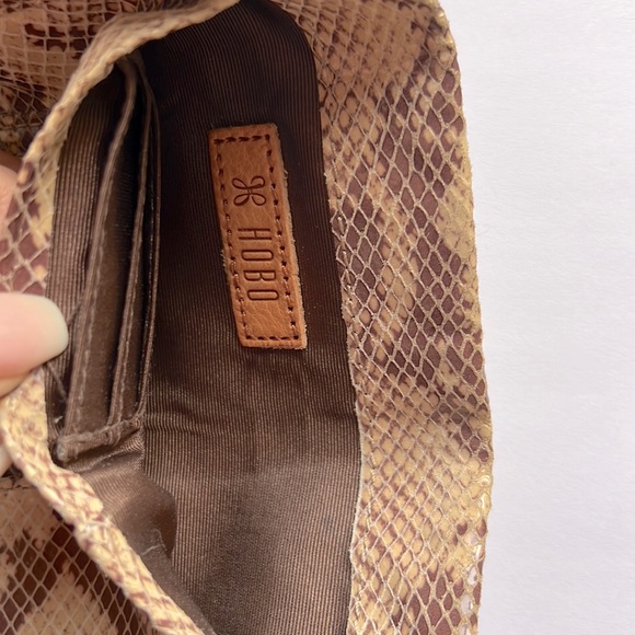 COPY - Womens Hobo wallet - Picture 5 of 5